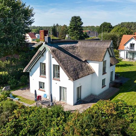 Reetdachhaus Im Fischerdorf Freest المظهر الخارجي الصورة