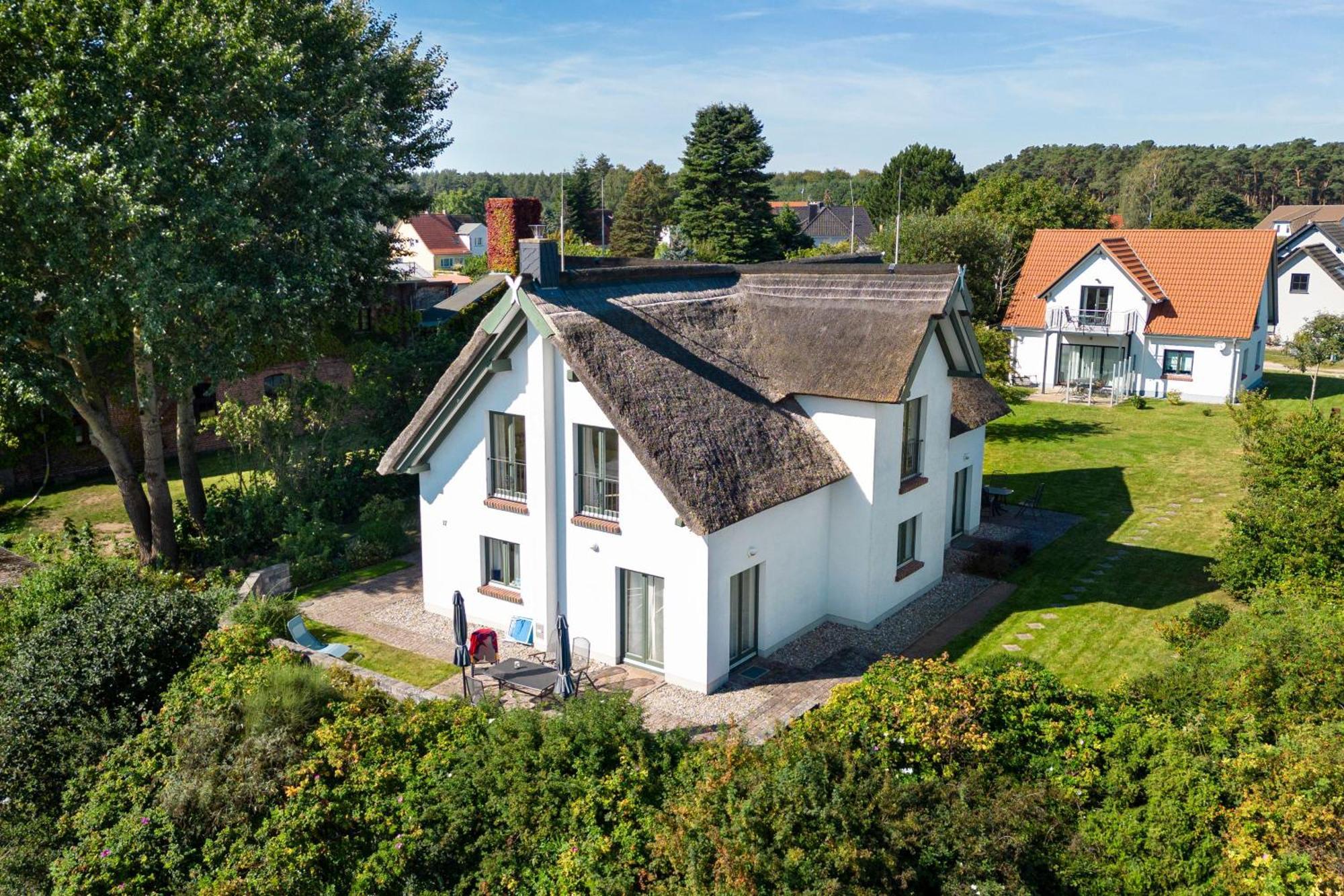 Reetdachhaus Im Fischerdorf Freest المظهر الخارجي الصورة